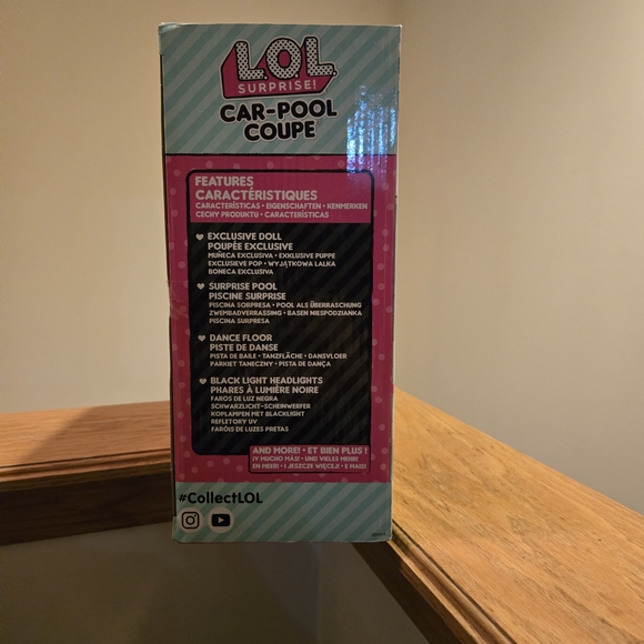 L.O.L. Surprise! Car-Pool Coupe with Pink and Gold Details - Picture 3 of 3